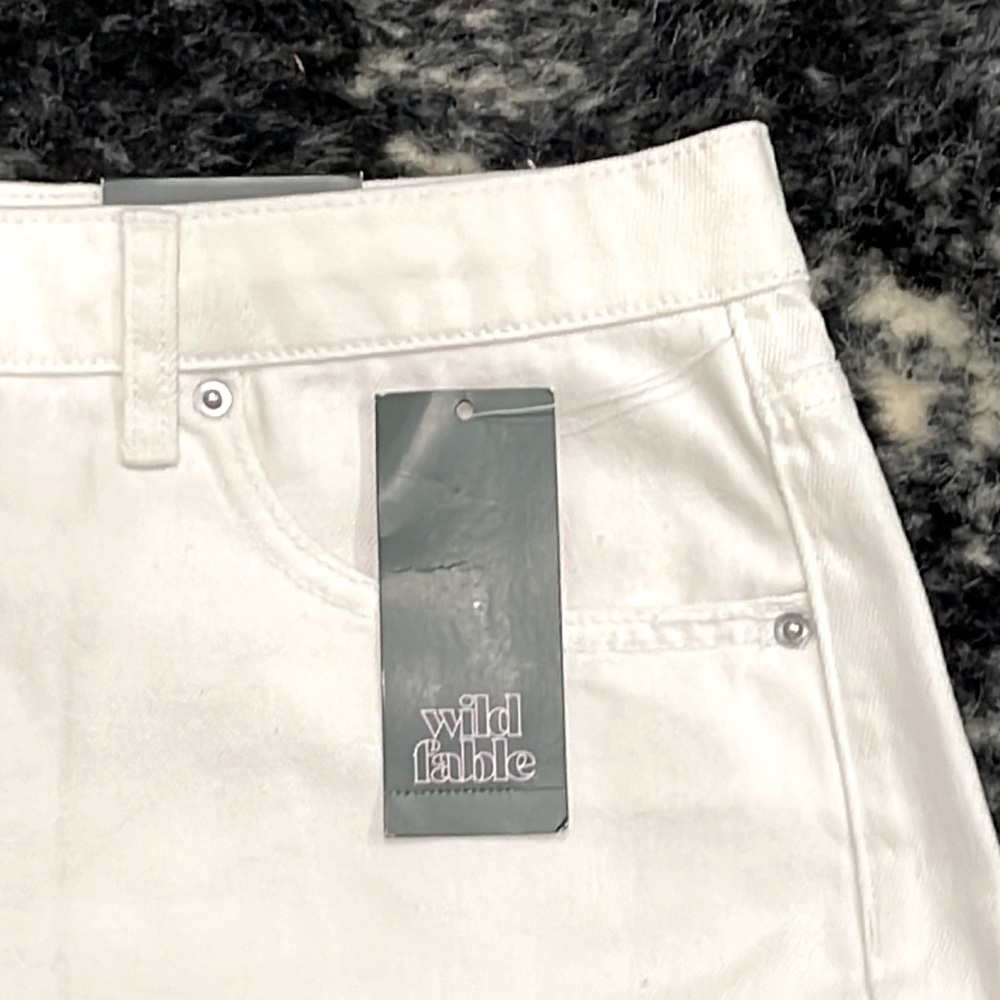 ❌SOLD❌NWT Wild Fable High Rise Shorts - Picture 3 of 8